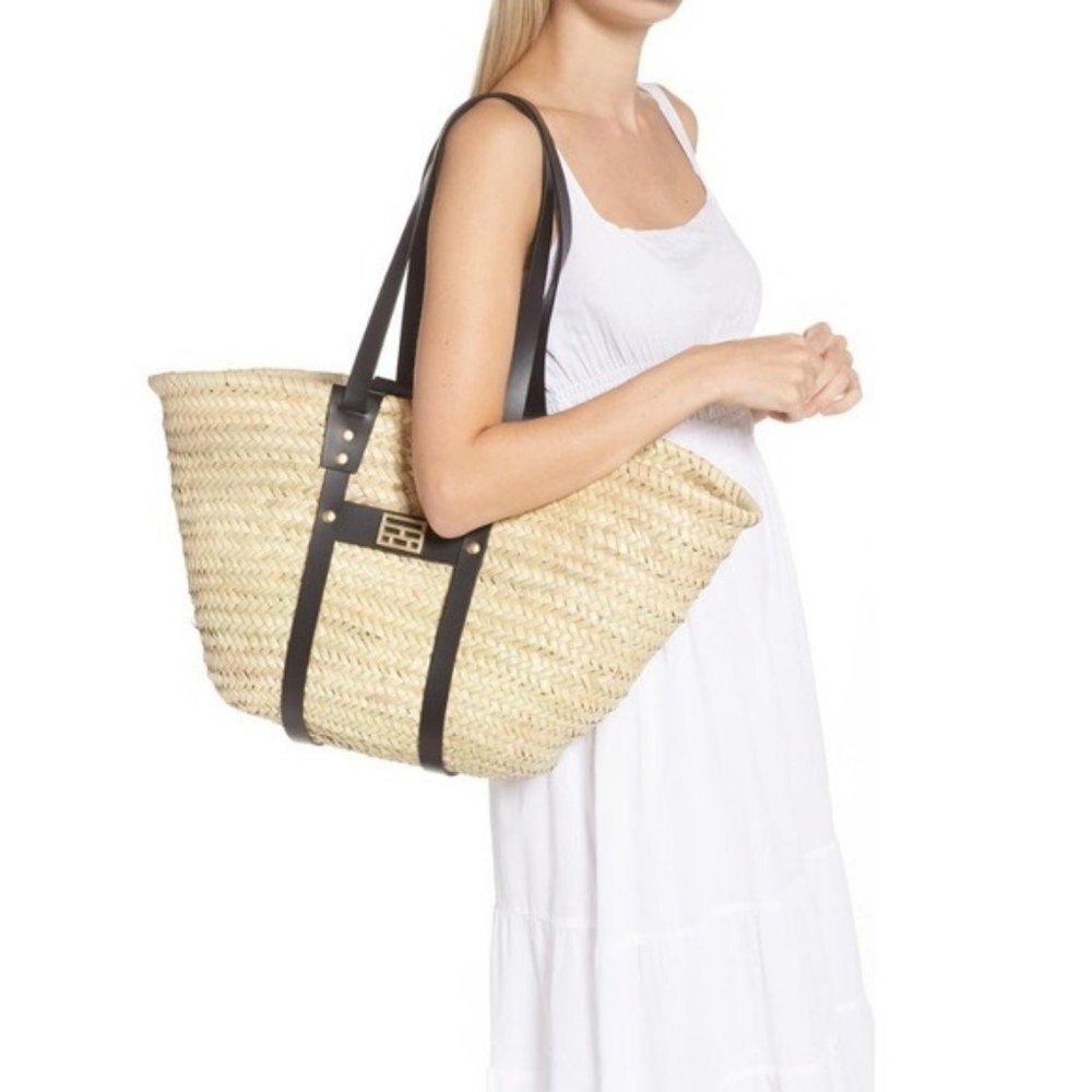 Frame Straw Tote Bag NWT Natural Woven Black Leather Trim - Picture 5 of 6